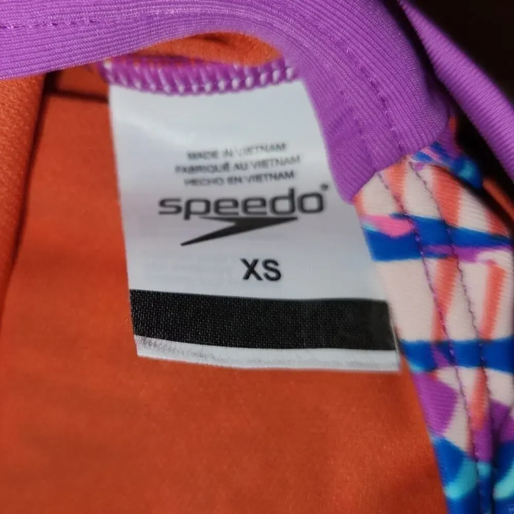 Speedo Leaves Design One Piece Swimsuit || xs EUC